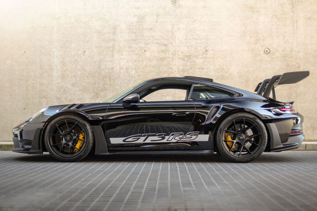 Porsche 718 Cayman GT4 RS