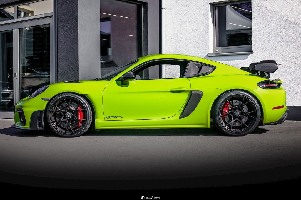 Porsche 718 Cayman GT4 RS