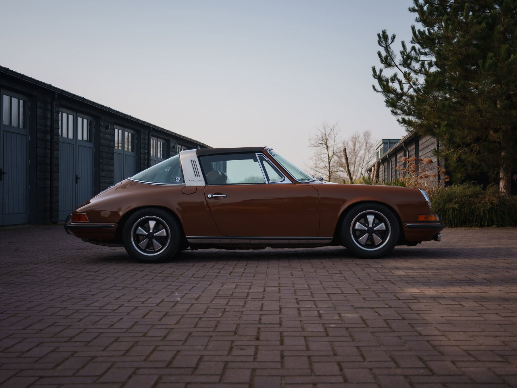 Porsche 911 T 1972 - elferspot.com - Marketplace for Porsche