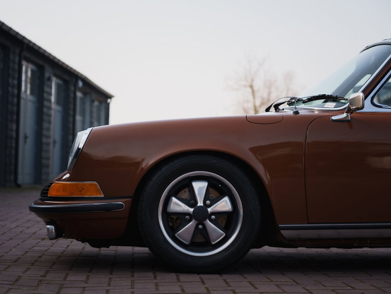 Porsche 911 T