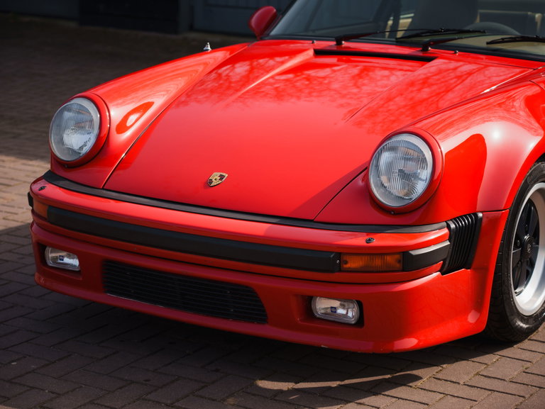 Porsche 911 Turbo 3.3