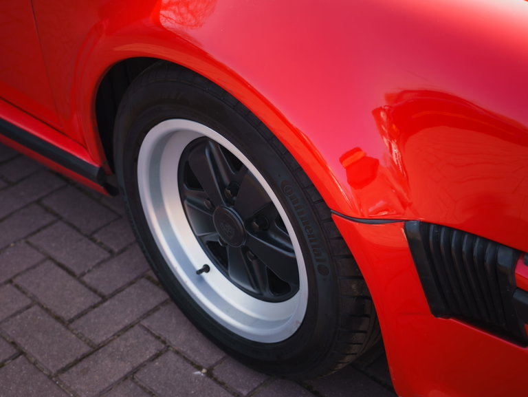 Porsche 911 Turbo 3.3