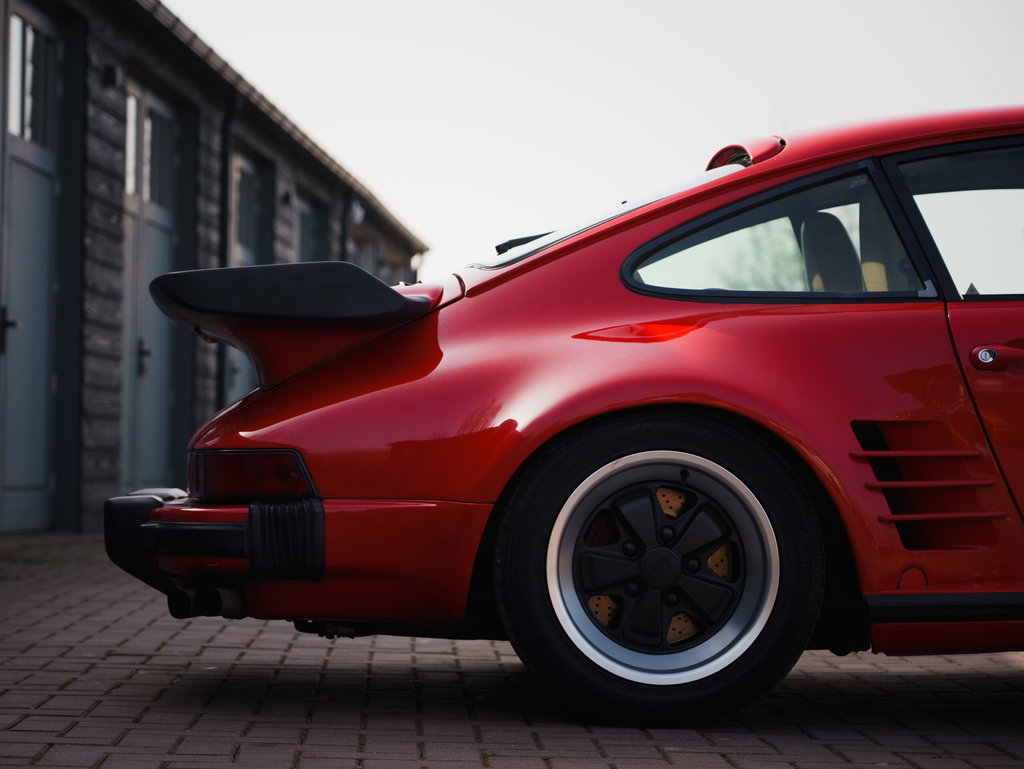 Porsche 911 Turbo 3.3