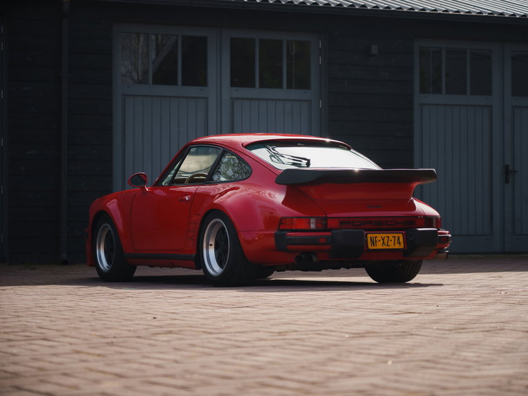 Porsche 911 Turbo 3.3