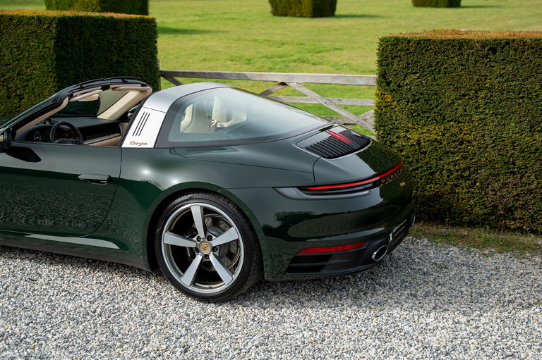 Porsche 992 Heritage Design Edition