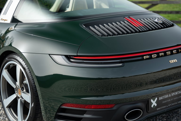 Porsche 992 Heritage Design Edition