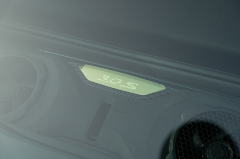 Porsche 992 Heritage Design Edition