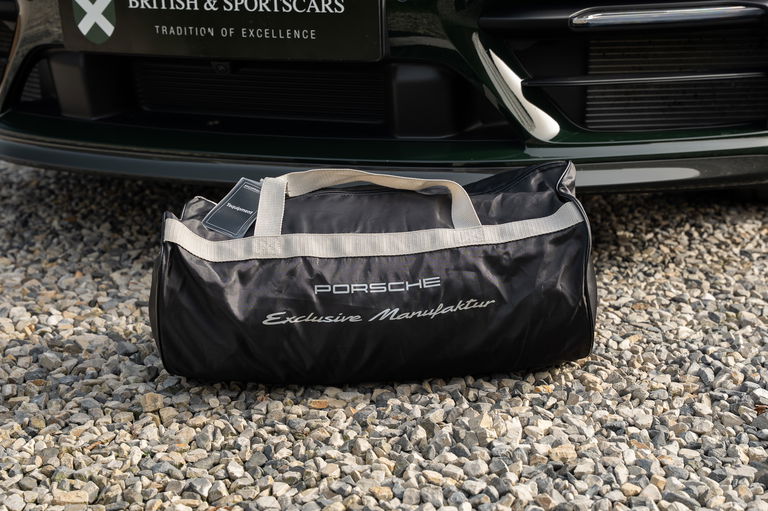 Porsche 992 Heritage Design Edition