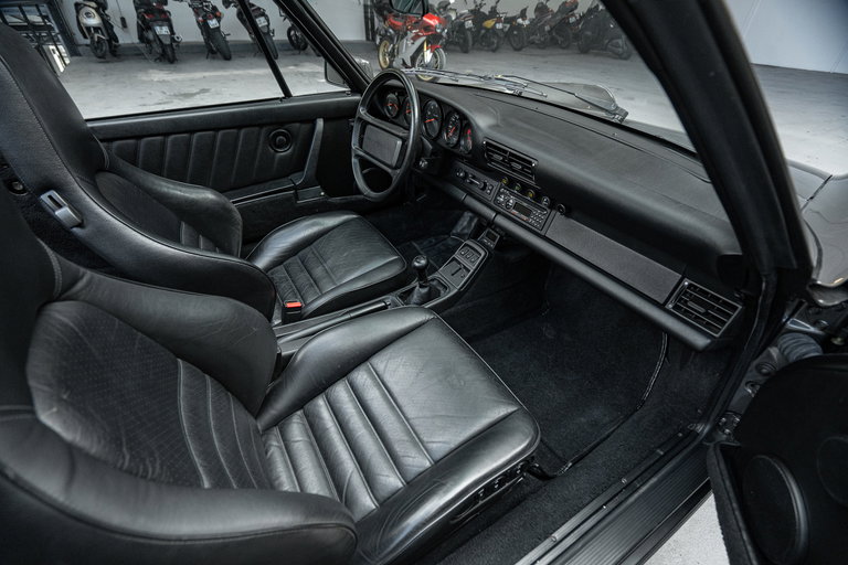 Porsche 964 Carrera 2