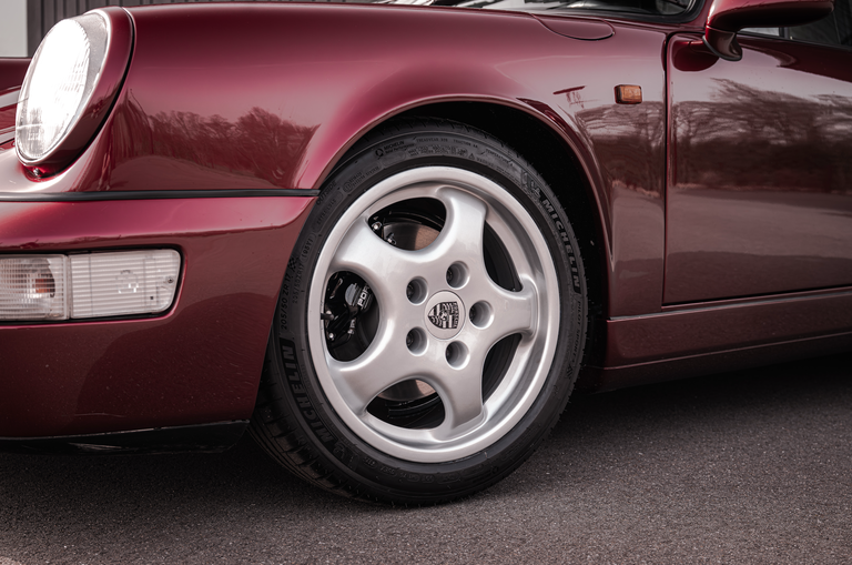 Porsche 964 Carrera 2