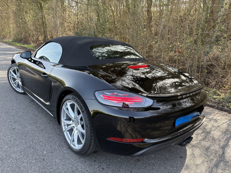 Porsche 718 Boxster