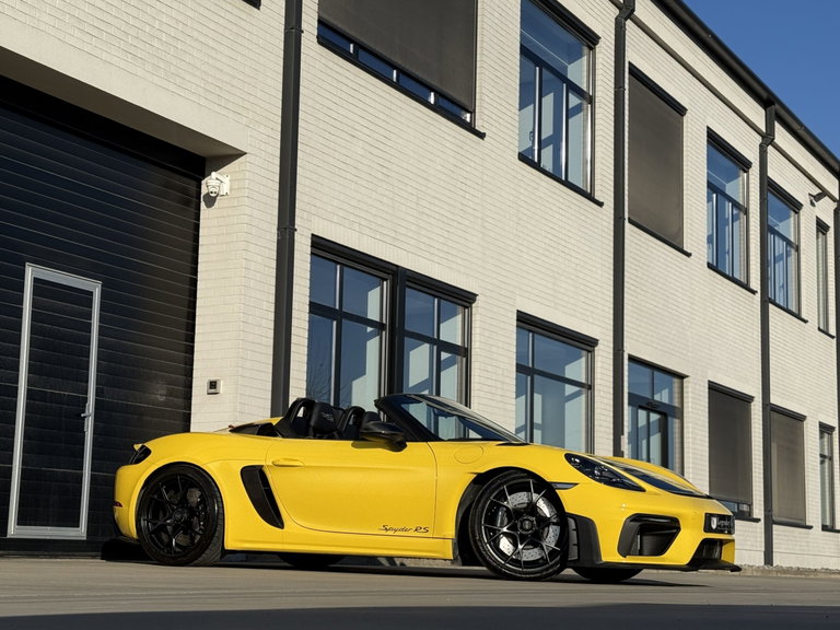 Porsche 718 Spyder RS