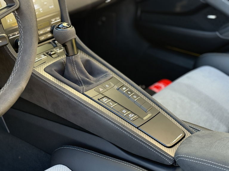 Porsche 718 Spyder RS