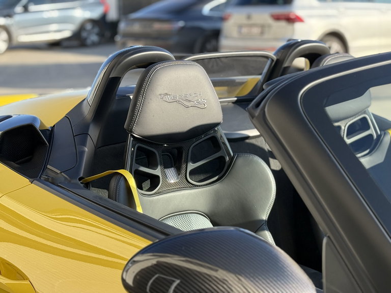 Porsche 718 Spyder RS