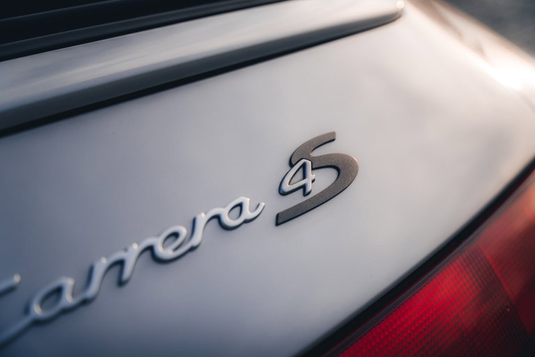 Porsche 993 Carrera 4S