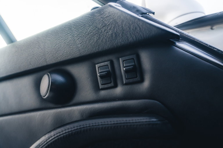 Porsche 993 Carrera 4S