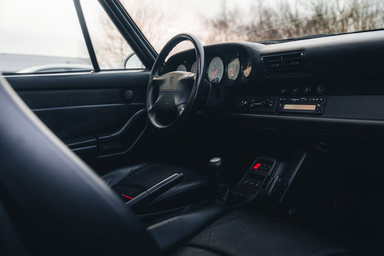 Porsche 993 Carrera 4S