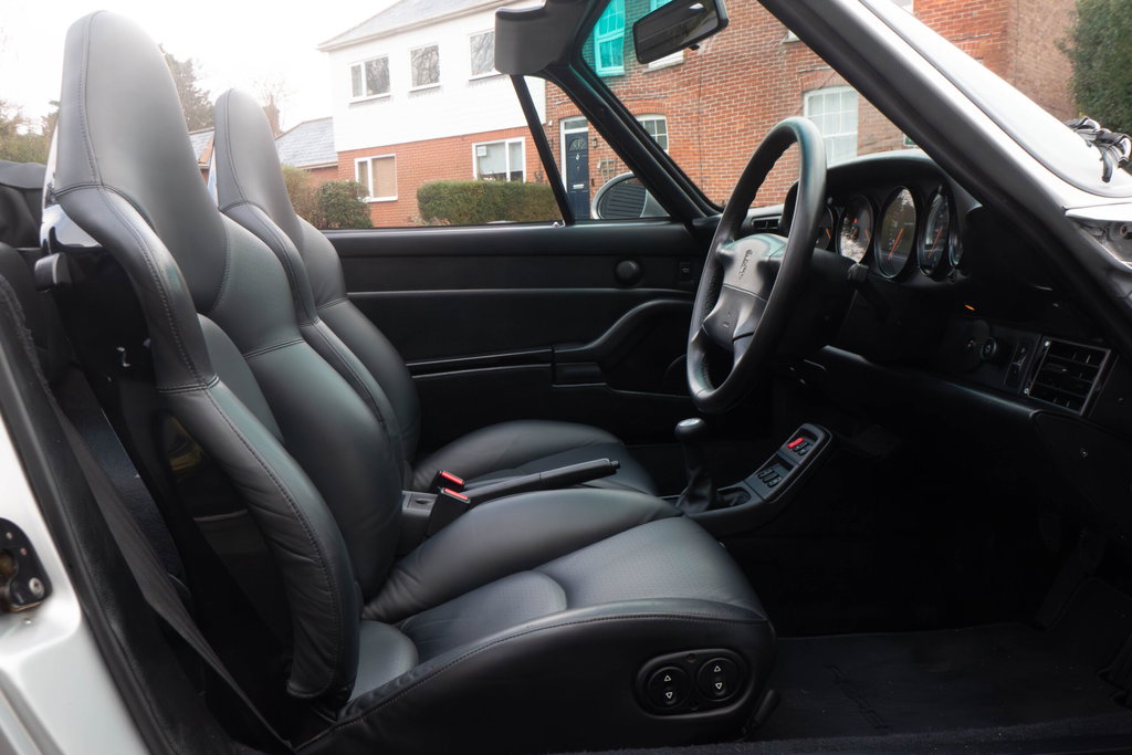 Porsche 993 Carrera