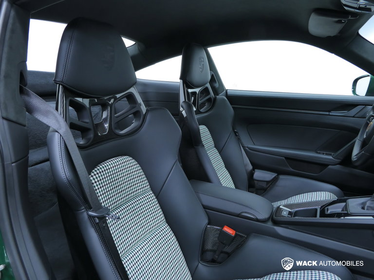 Porsche 992 GT3 Touring