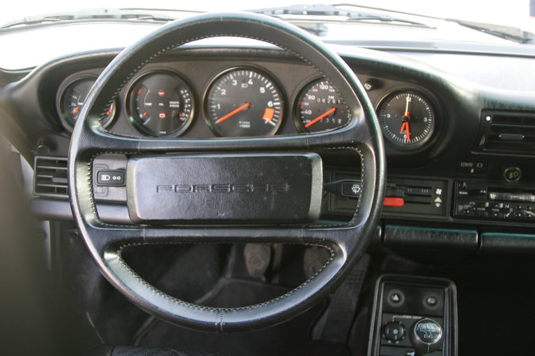 Porsche 911 Carrera 3.2