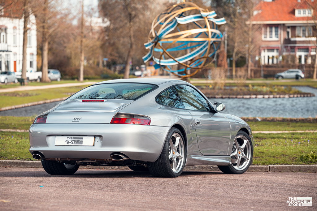 Porsche 996.2 Carrera “40 Jahre 911”