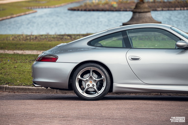 Porsche 996.2 Carrera “40 Jahre 911”