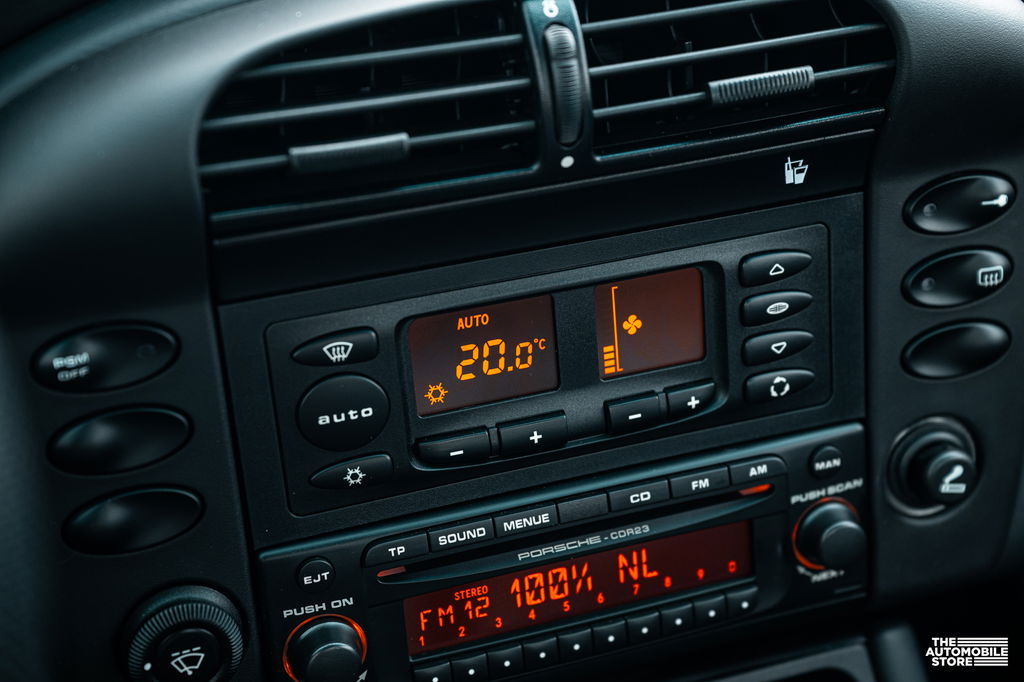 Porsche 996.2 Carrera “40 Jahre 911”