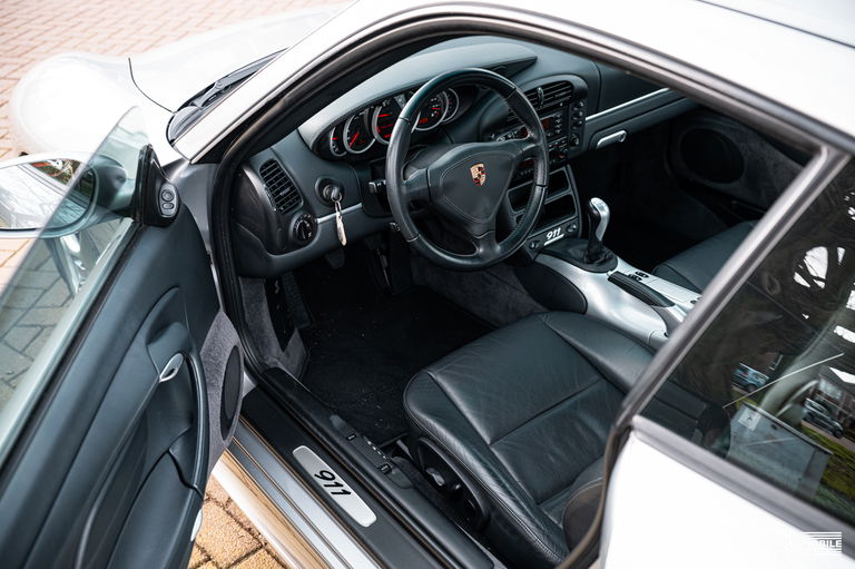 Porsche 996.2 Carrera “40 Jahre 911”