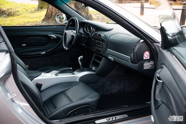 Porsche 996.2 Carrera “40 Jahre 911”