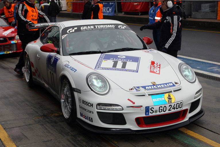 Les dernières voitures de course pour la route ? Porsche 996.2 GT3 MR et 997.2 GT3 RS