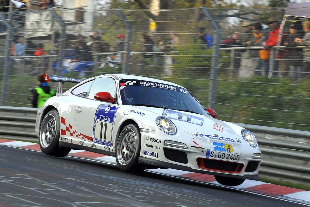 Les dernières voitures de course pour la route ? Porsche 996.2 GT3 MR et 997.2 GT3 RS