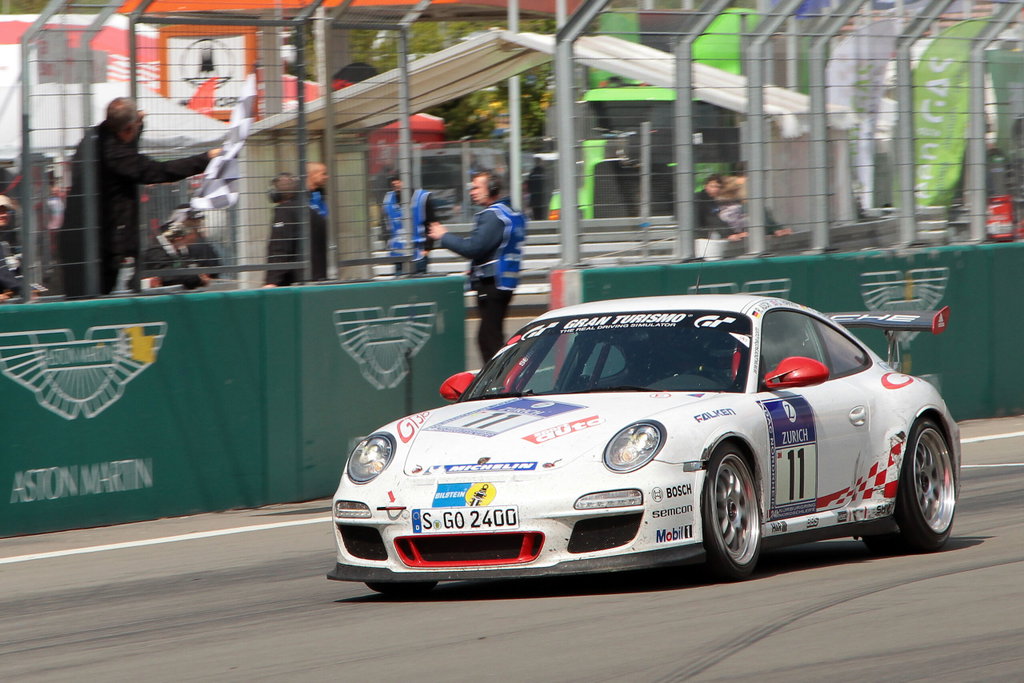 Les dernières voitures de course pour la route ? Porsche 996.2 GT3 MR et 997.2 GT3 RS