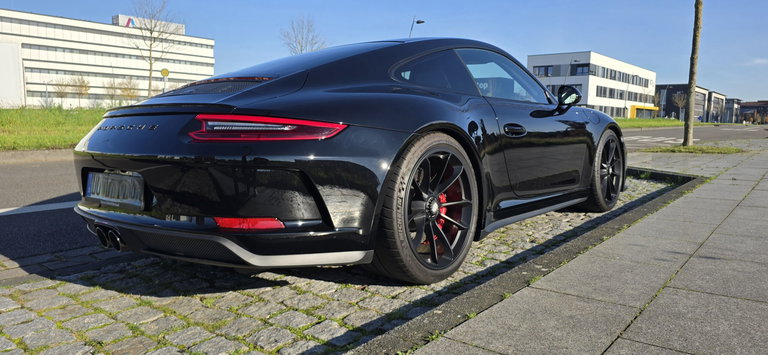 Porsche 991.2 GT3 Touring