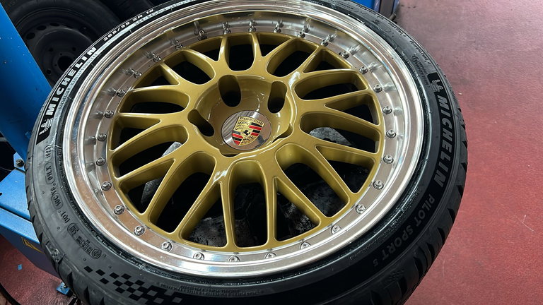 Porsche 968 Club Sport