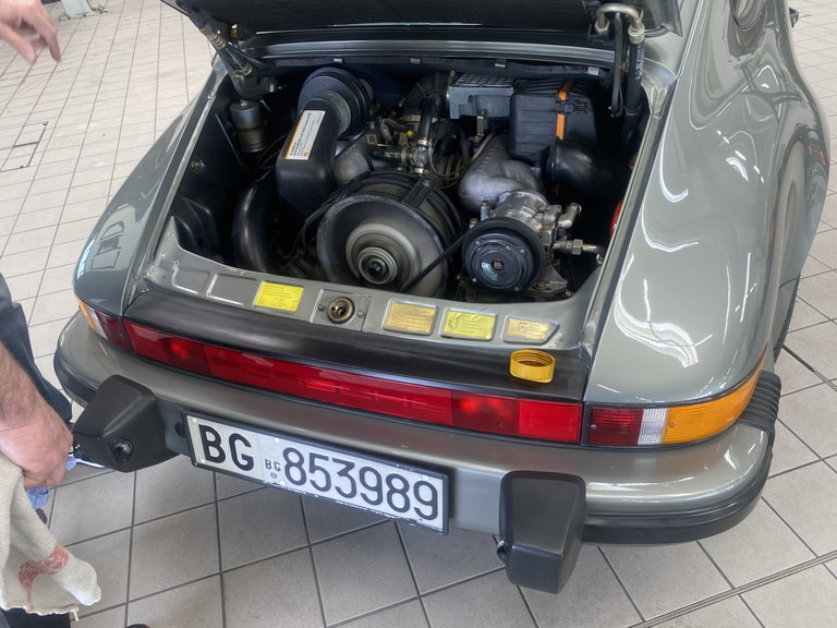 Porsche 911 Carrera 3.2
