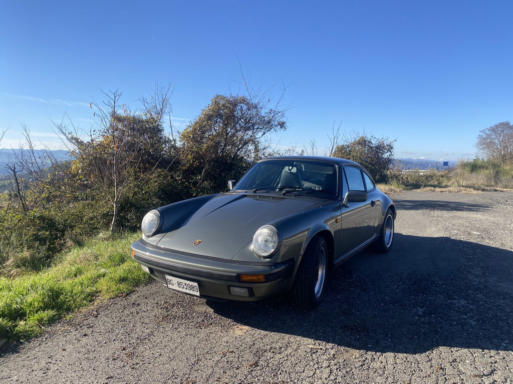 Porsche 911 Carrera 3.2