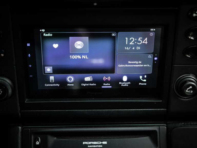 Porsche 996 Carrera 4