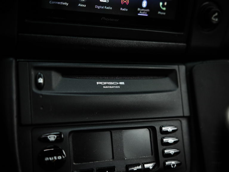 Porsche 996 Carrera 4