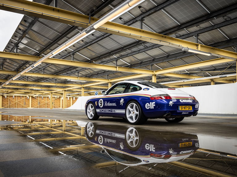 Porsche 996 Carrera 4