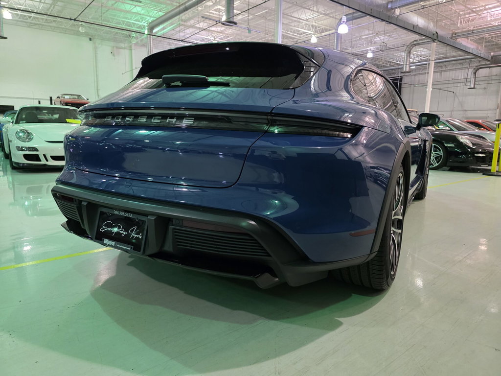 Porsche Taycan 4S Cross Turismo