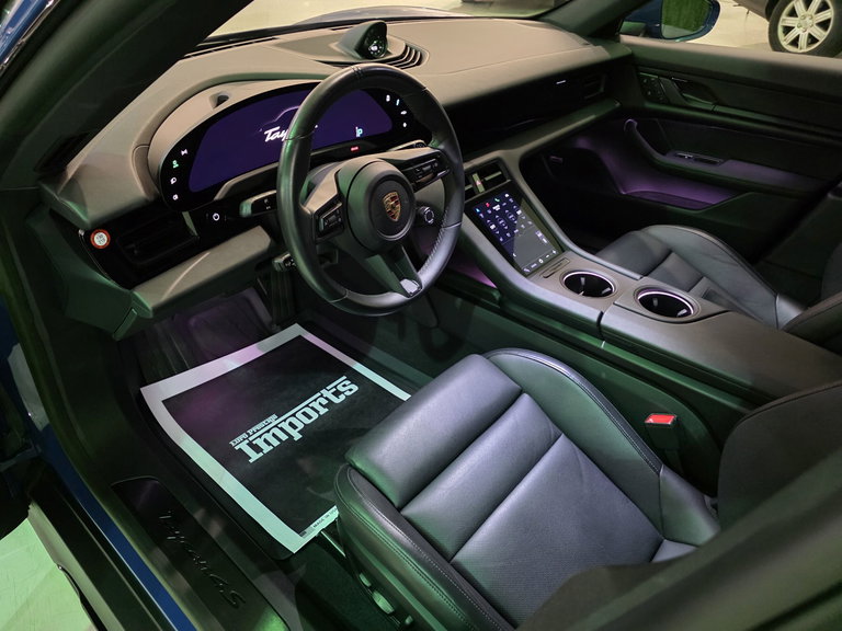 Porsche Taycan 4S Cross Turismo