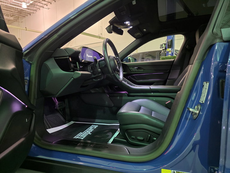 Porsche Taycan 4S Cross Turismo