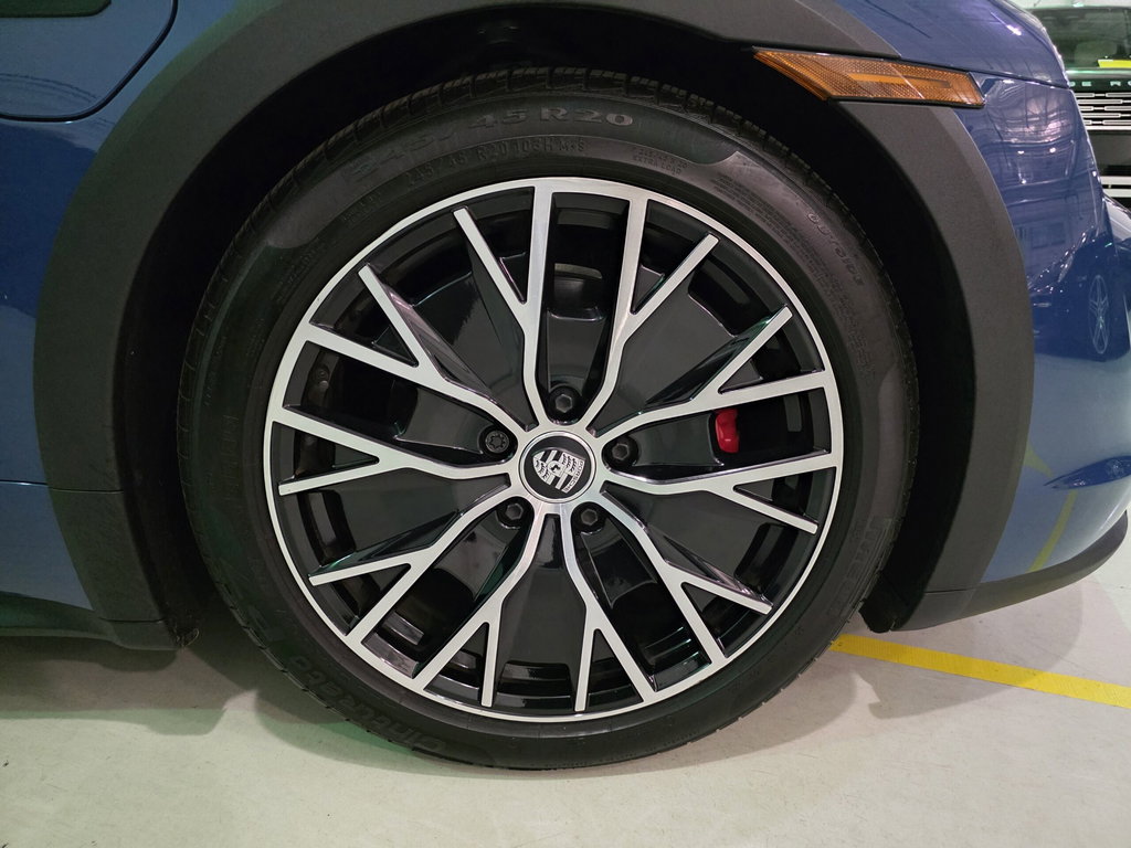 Porsche Taycan 4S Cross Turismo