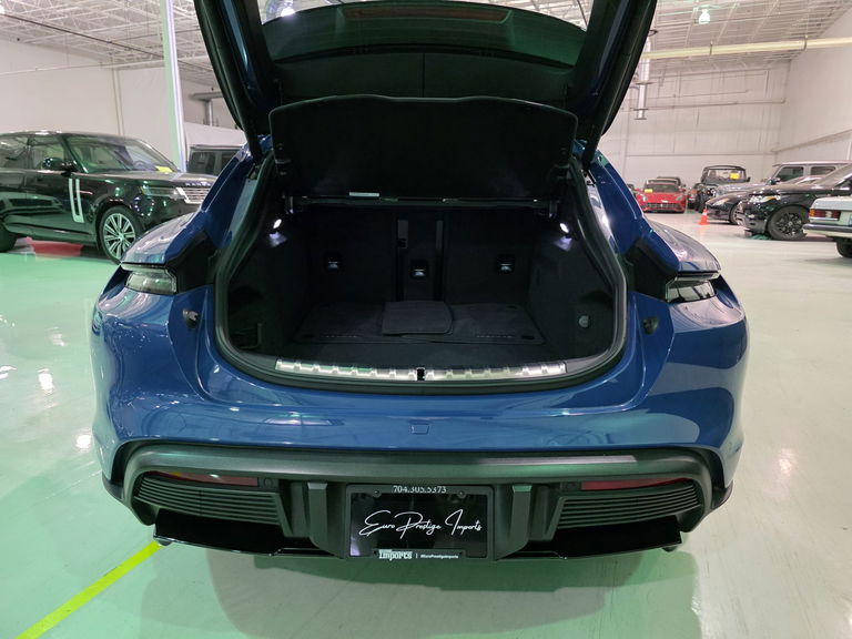 Porsche Taycan 4S Cross Turismo