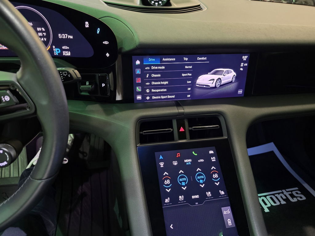 Porsche Taycan 4S Cross Turismo