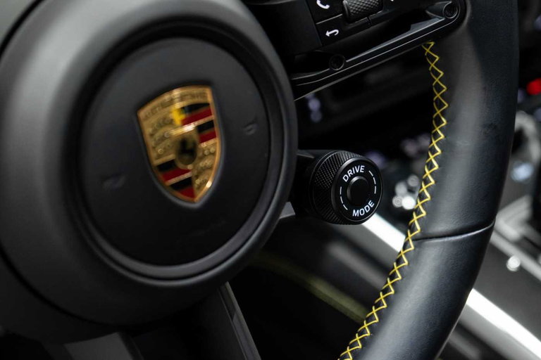 Porsche 992 Turbo