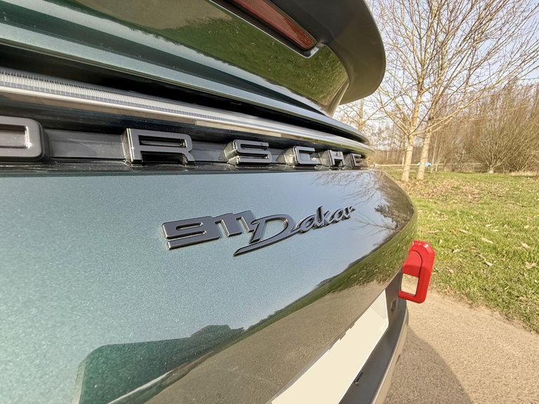 Porsche 911 Dakar
