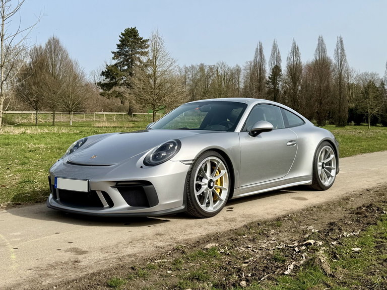 Porsche 991.2 GT3 Touring