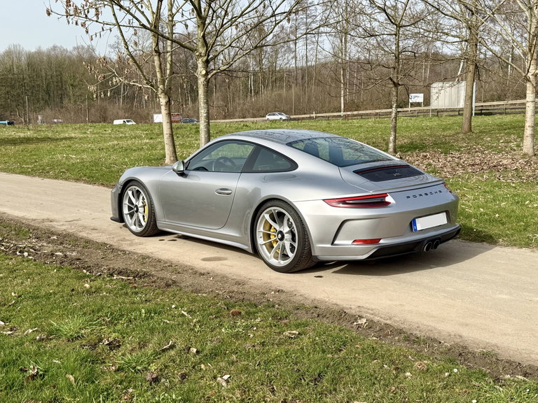 Porsche 991.2 GT3 Touring