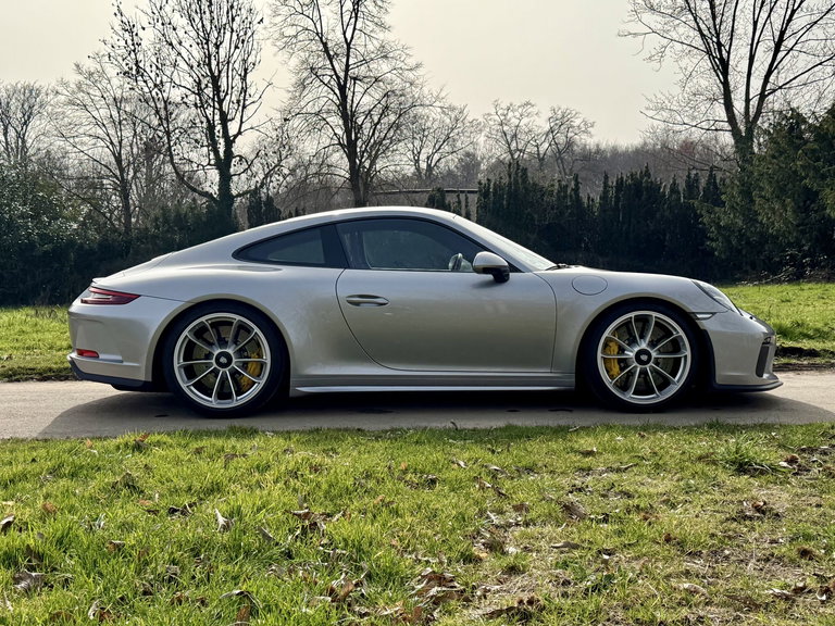 Porsche 991.2 GT3 Touring